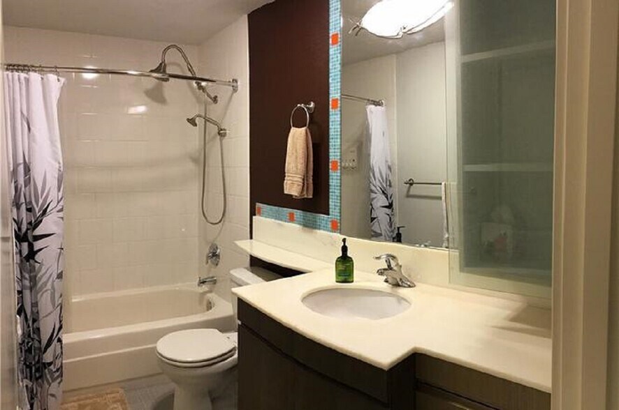 Bath room - 701 122nd Ave NE