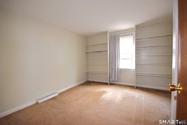 Building Photo - 1129 CT-169