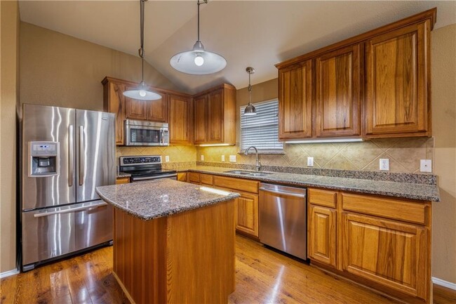 Building Photo - 114 Inman Dr