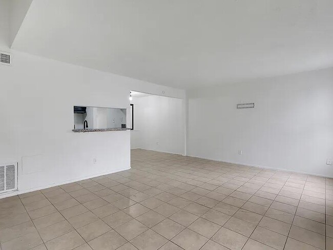 Building Photo - 12610 Ashford Meadow Dr