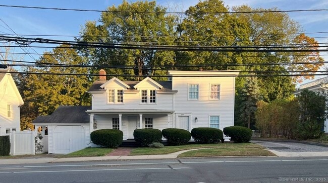 Building Photo - 694 Boston Post Rd