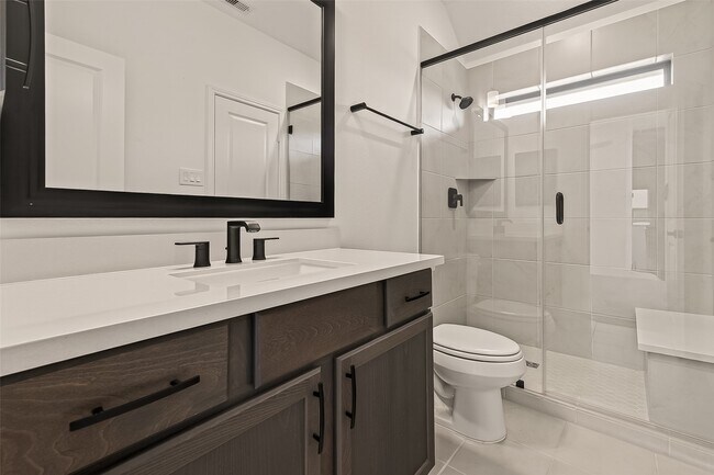 Building Photo - 506 Mandola Farms Dr