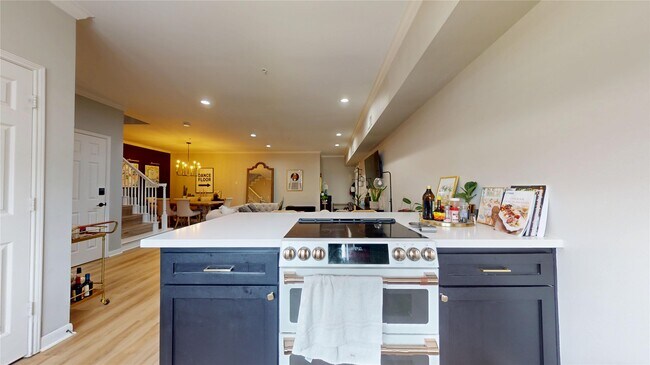 Building Photo - 17 Waugh Dr