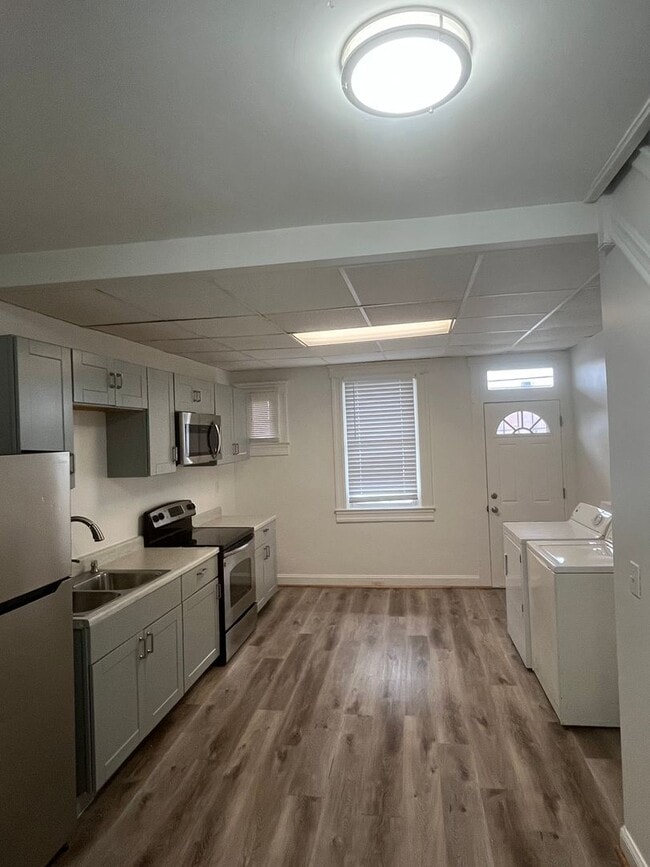 Building Photo - 2809 W Mulberry St