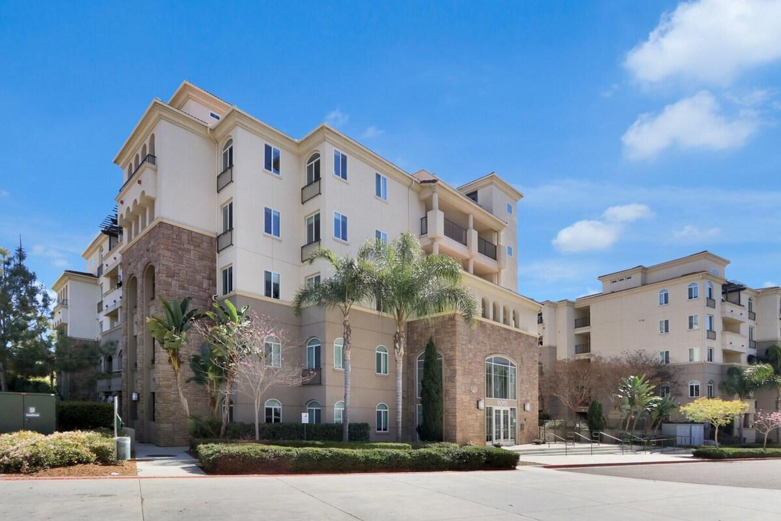 Building Photo - 9095 Sydney Ct