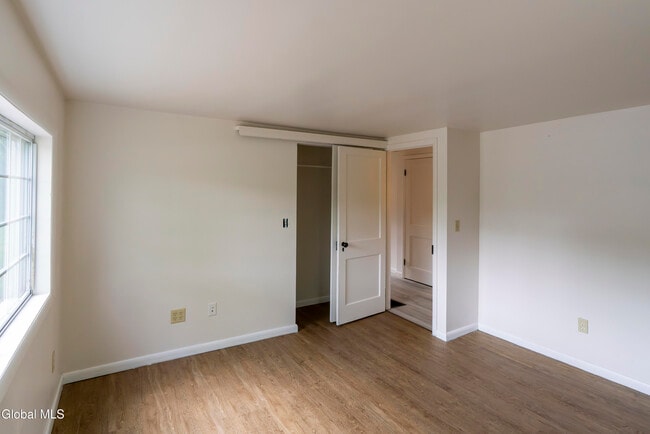 Building Photo - 535 NY-67