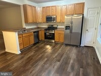 Building Photo - 7216 Mockingbird Cir