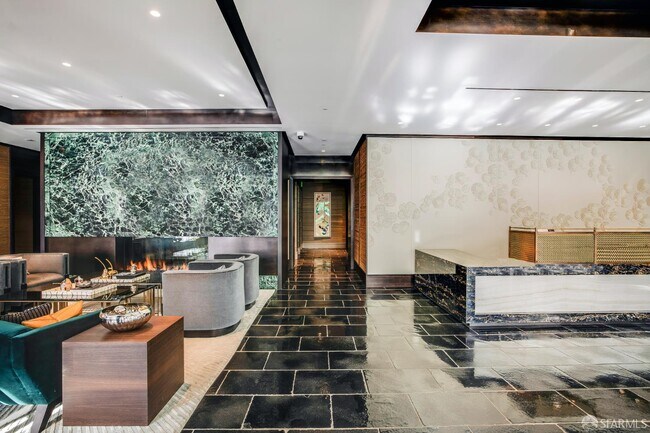 Building Photo - 2121 Webster St