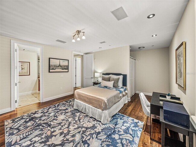 Building Photo - 3910 Gulf Blvd