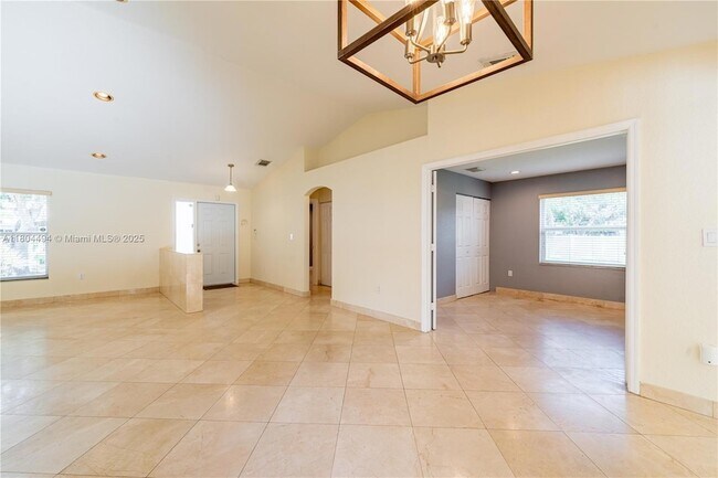 Building Photo - 1840 SW 135th Way