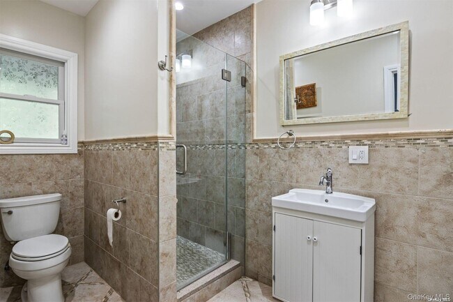 Building Photo - 245 Main St