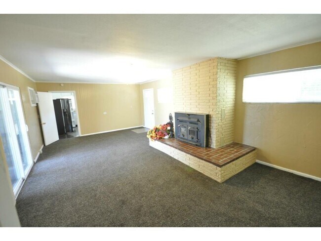 Building Photo - 8238 Eagle Mountain Cir