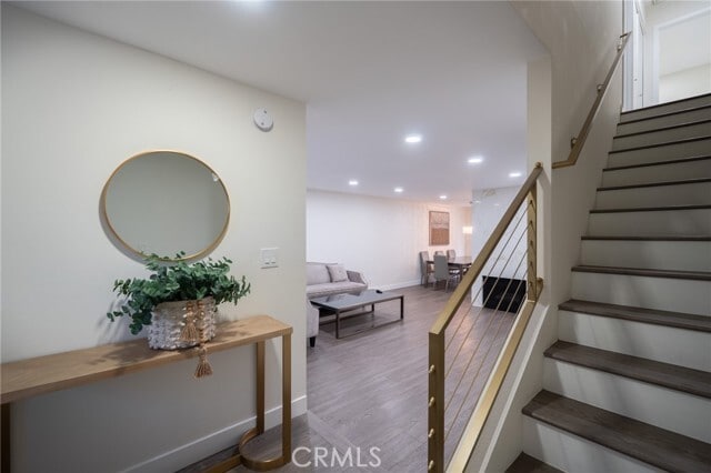 Building Photo - 7757 Vía Rosa Maria