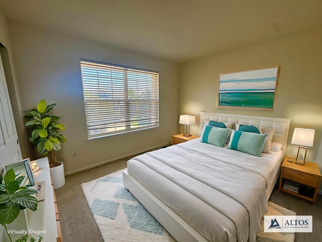 Building Photo - 4 Bed / 4 Bath Dream Home in the Hills at ...