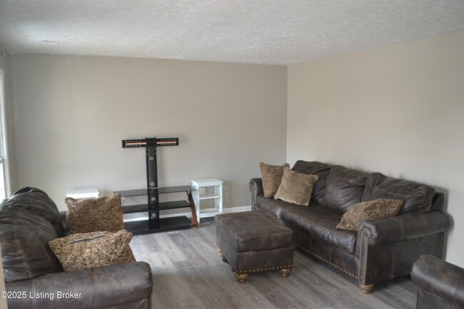 Building Photo - 1218 Constitution Dr