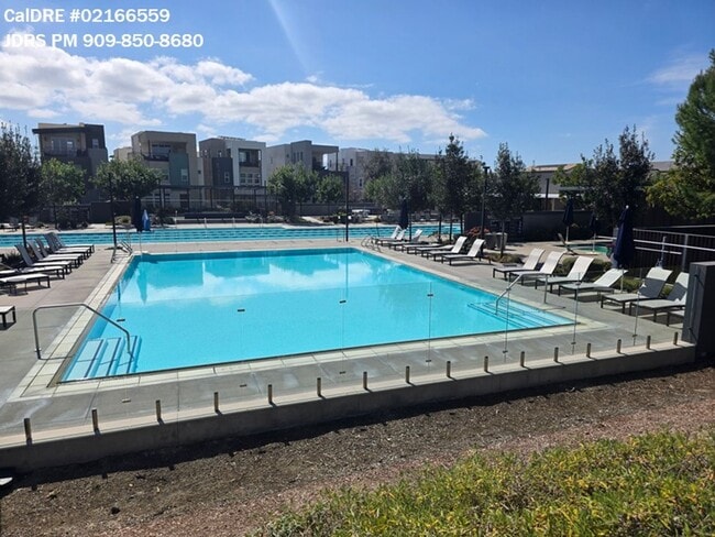 Building Photo - Irvine 2 Bedroom Condo