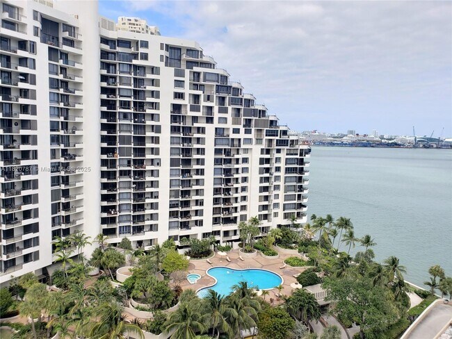Building Photo - 770 Claughton Island Dr