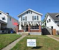 Building Photo - 37 S Cherrywood Ave