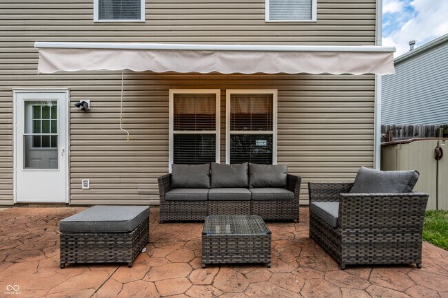 Building Photo - 11849 Wapiti Way