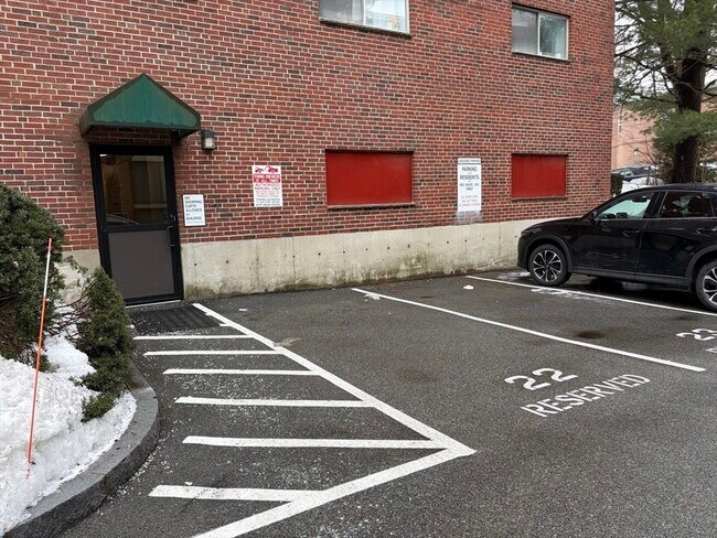 Building Photo - 995 Massachusetts Ave