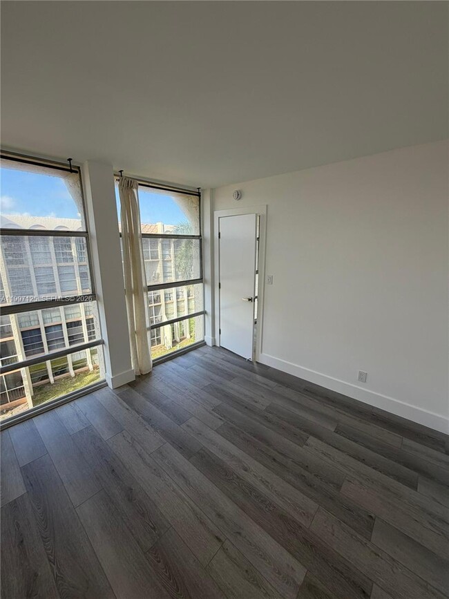 Building Photo - 851 Three Islands Boulevard