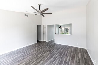 Building Photo - 10309 Burmaster Ln