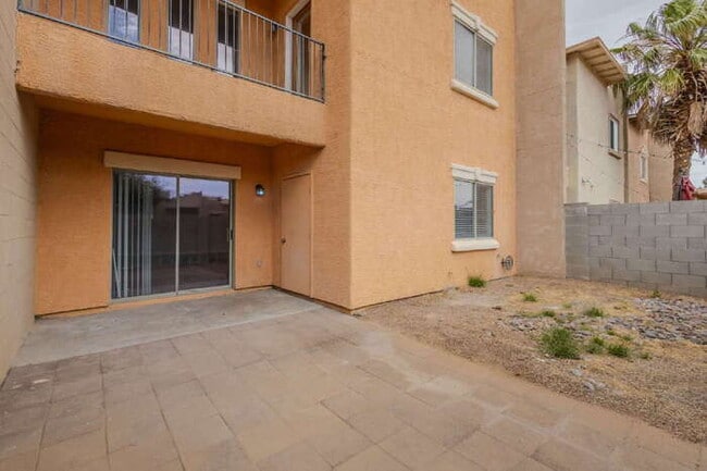 Building Photo - Beautiful Santa Rita Townhome in Sahuarita!!