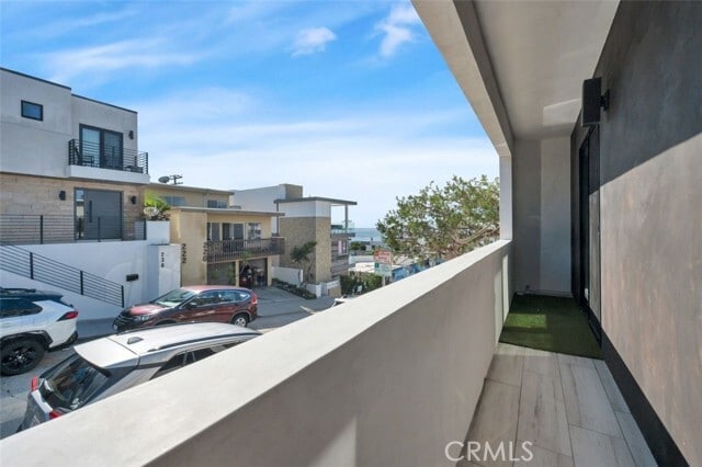 Building Photo - 225 33rd St