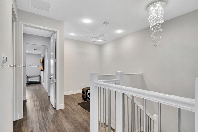 Building Photo - 4921 Pointe Midtown Way