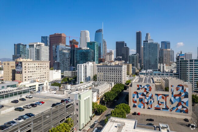 1033 S Hope St - Telacu Plaza