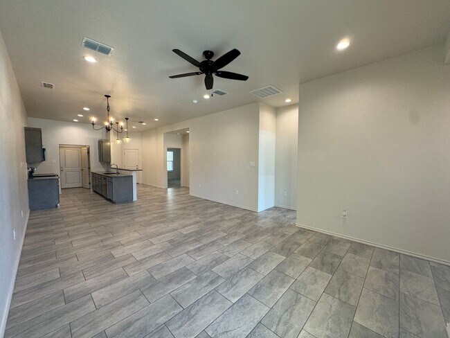 Building Photo - 2bed/2bath Available Now- LBK Cooper ISD