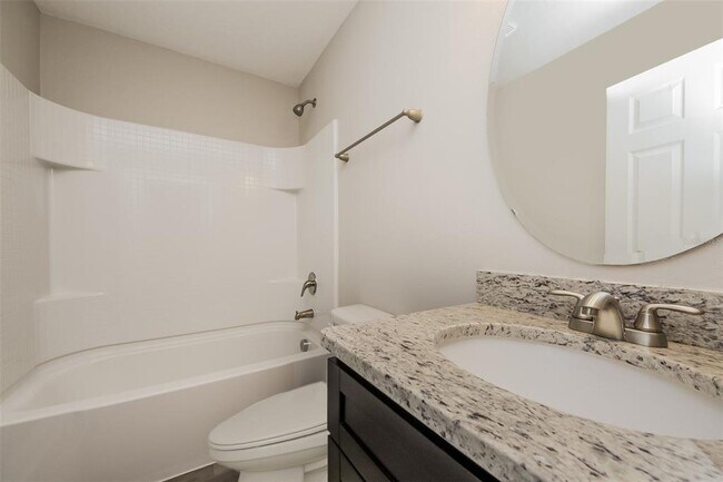 Building Photo - 463 Columbia Ct