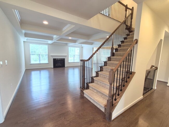 Building Photo - 15 Sweet William Dr
