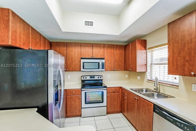 Building Photo - 8910 SW 220th Ln