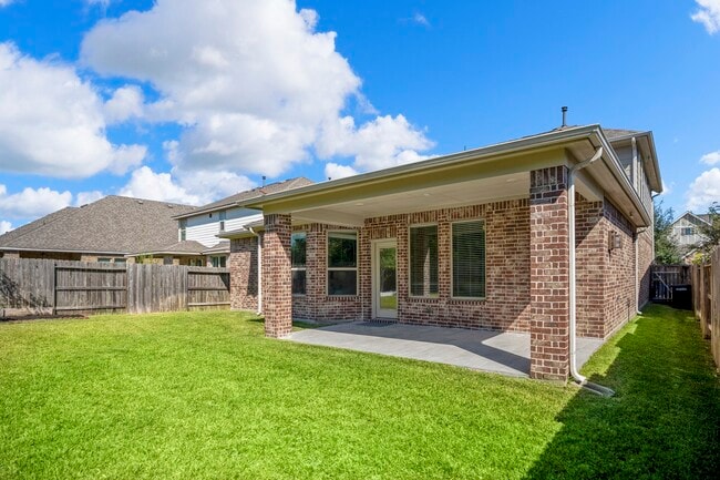 Building Photo - 16719 Highland Country Dr