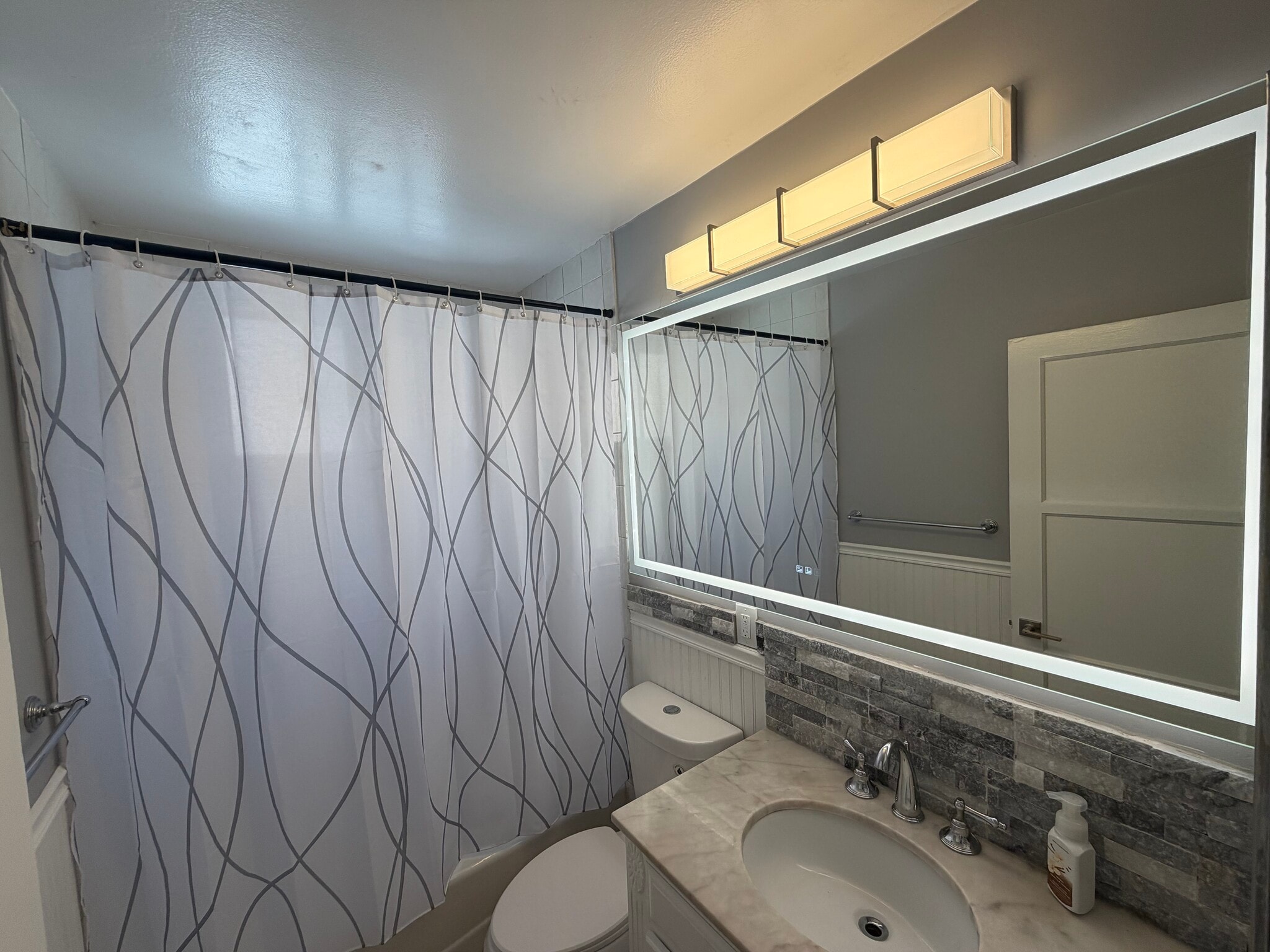 Building Photo - 2519 190th St