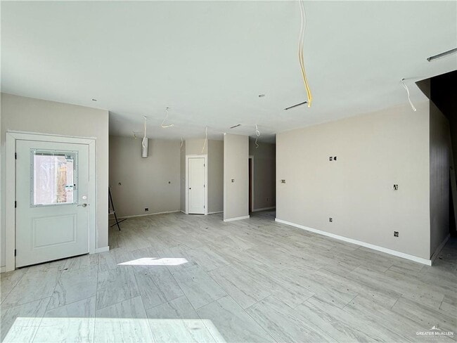 Building Photo - 17 Corales St