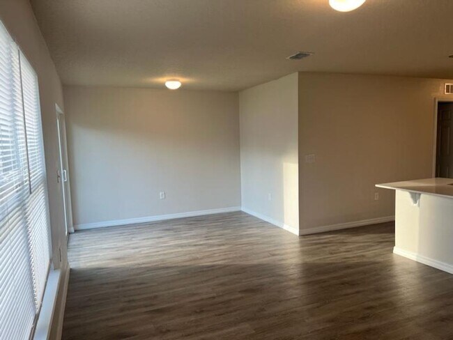Primary Photo - West Magnolia 3BR / 2BA Home Clay County