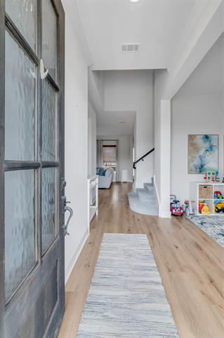 Building Photo - 6137 Marquita Mews