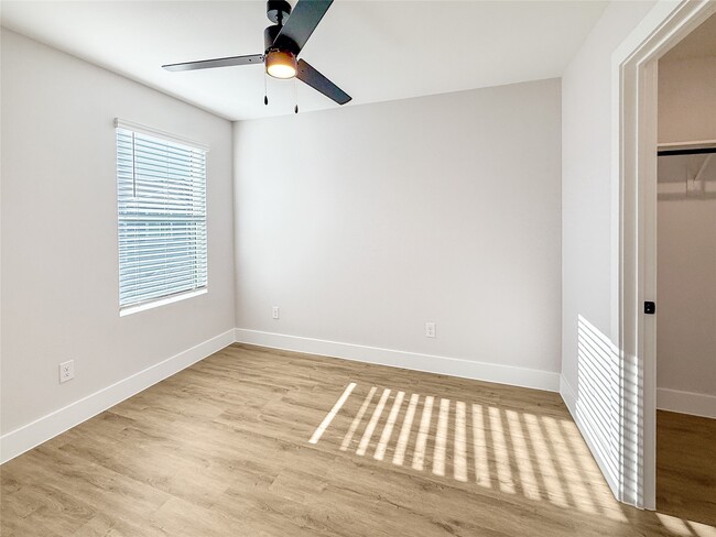 Building Photo - 5605 Mobeetie Lp