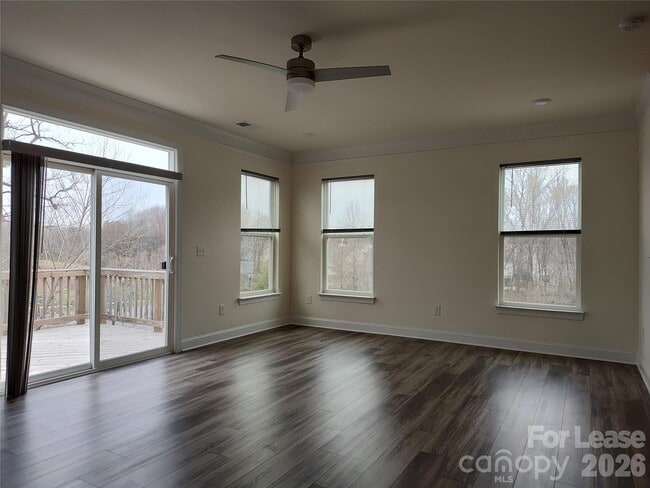 Building Photo - 10459 Glenmere Crk Cir