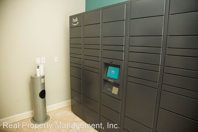 Building Photo - 1 br, 1 bath House - 760 Walker Sq, Apt #2C