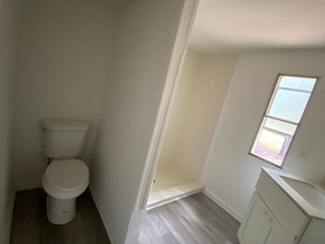 Building Photo - Newly remodeled home is located in Lancaster, SC 29720.