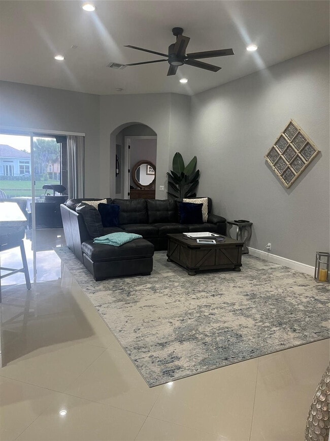 Building Photo - 12200 NW 77th Manor