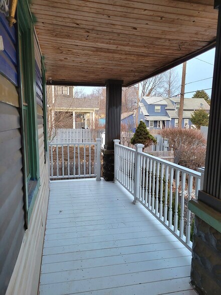 Building Photo - 2170 W 40th Pl