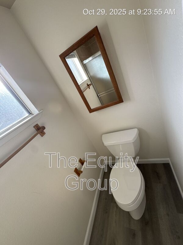 Building Photo - 951 Orangewood Ct