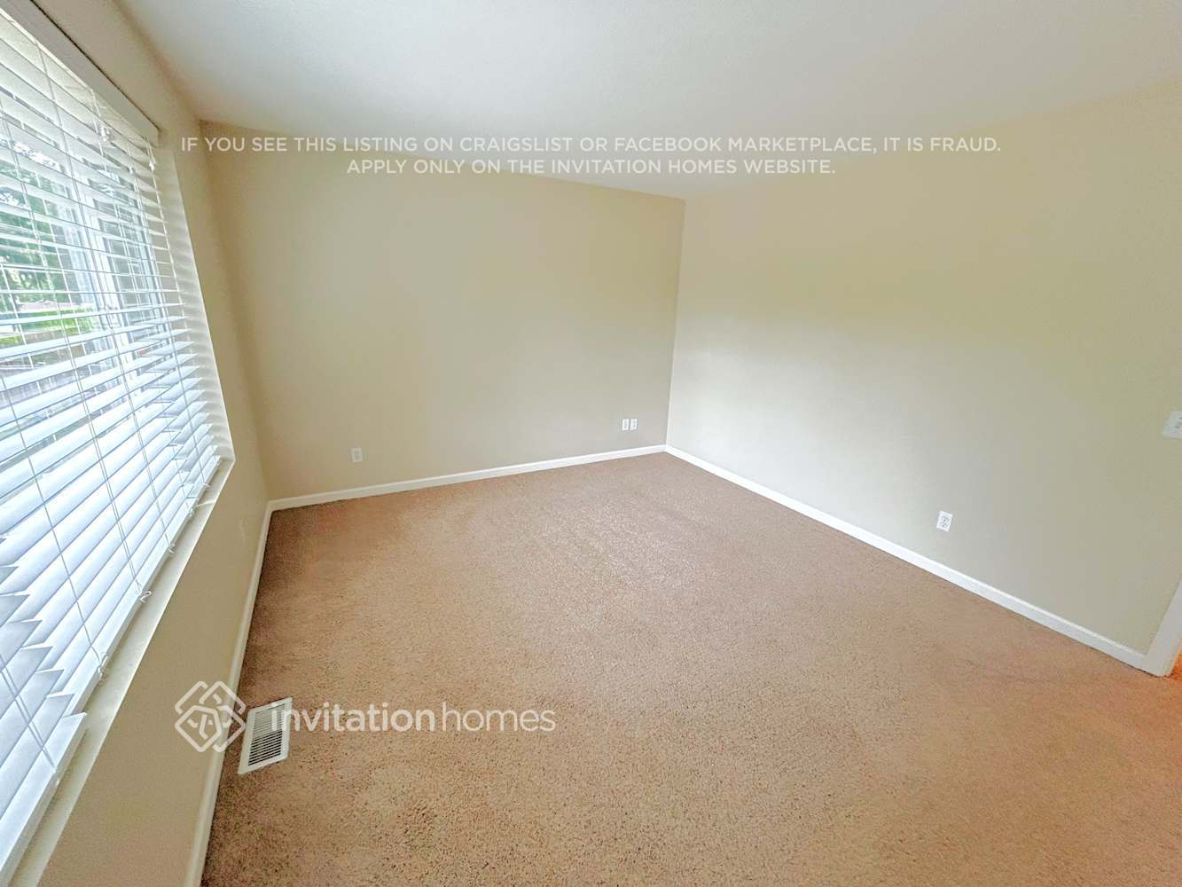 Building Photo - 12416 SE 259th St
