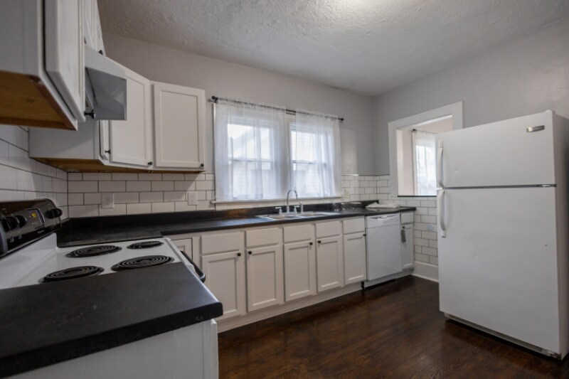 Building Photo - 1235 18th St NW