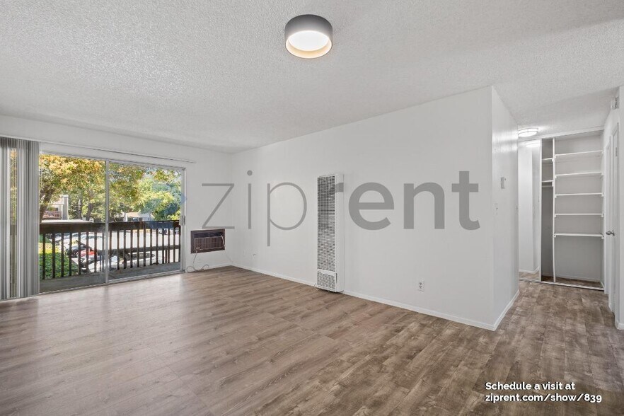 Building Photo - Unit 28