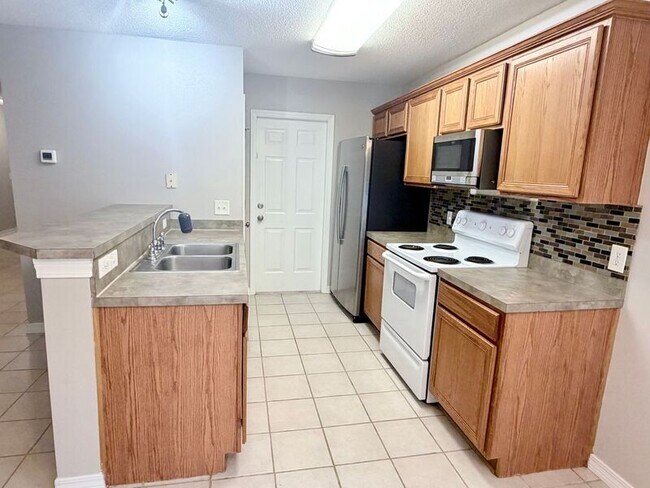 Building Photo - 10608 Wilderness Ln